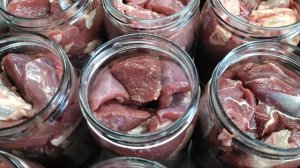 Как правильно приготовить тушенку??? Домашняя тушенка из косули!! ENG SUB