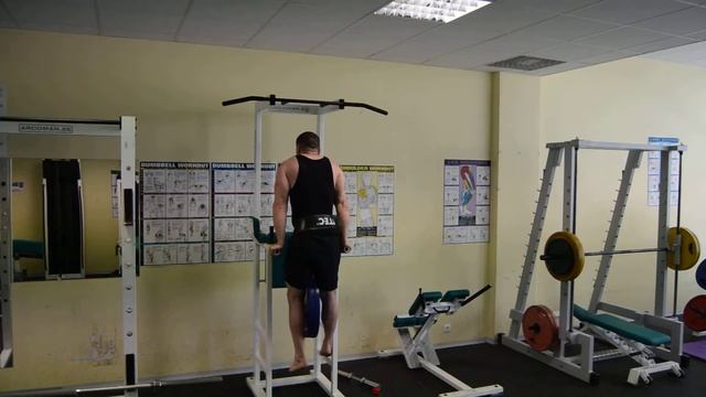 отжимание на брусьях 40кг смотреть онлайн