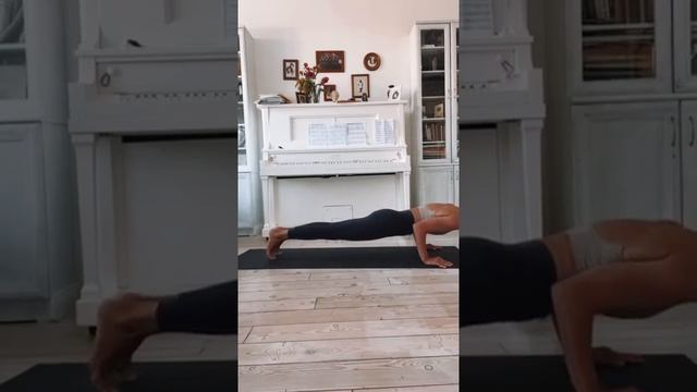 20 мин йога практика на раскрытие тазобедренных.mp4