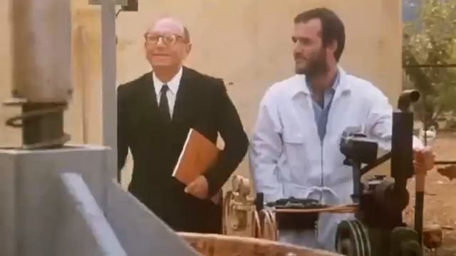 Момент из фильма Укрощение Строптивого(Танец на Винограде) смотреть онлайн