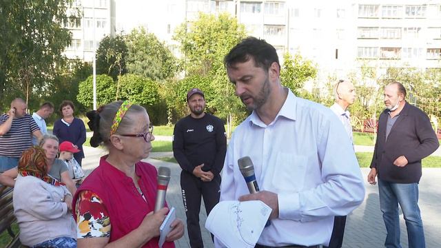 Глава Раменского г.о Виктор Неволин встретился с местными жителями ТУ 