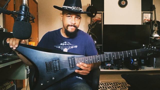 Guitarra CRUZER BY CRAFTER FLYING V REVIEW COMPLETO смотреть онлайн