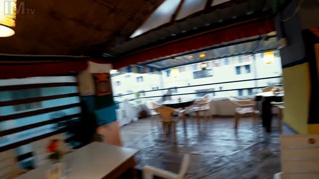 ИНДИЯ Лучший Ресторан. Аюрведа. Еда в Индийском Поезде. Путтапарти смотреть онлайн