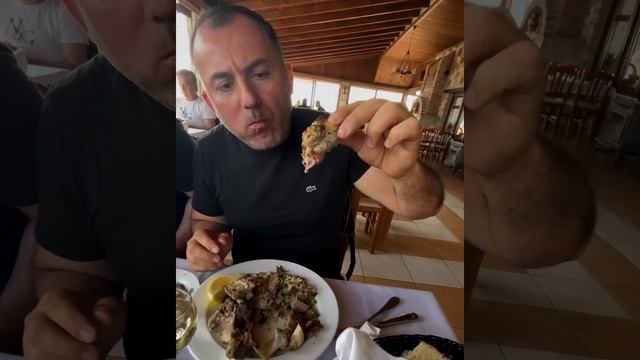 Греческая таверна. Национальные блюда. Вкусная еда. смотреть онлайн