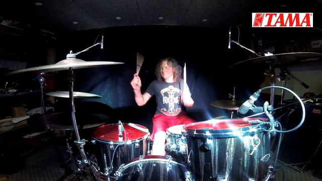 Sweet child o mine - GUNS'N ROSES drum cover by Thomas Delannet смотреть онлайн