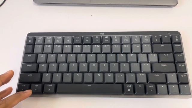 How to perform Control Alt Delete on a Logitech MX Mechanical keyboard? смотреть онлайн