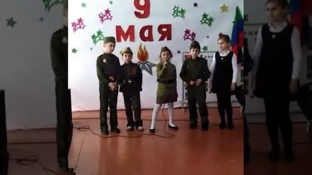 "Немало праздников у нас хороших" смотреть онлайн