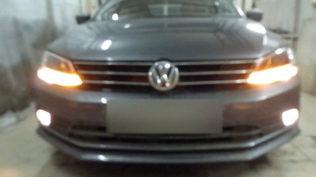Jetta 6 LED дхо + динамиеские повороты через самодельные обманки смотреть онлайн