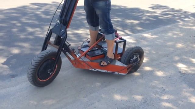 Трехколёсный Электросамокат смотреть онлайн