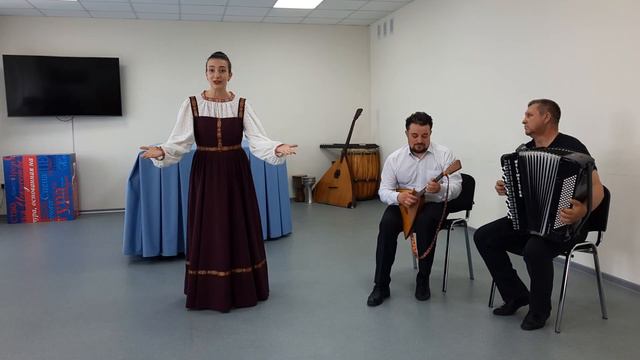 Городская-лирическая песня"В тихую лунную ночку"Валерия Степанова смотреть онлайн