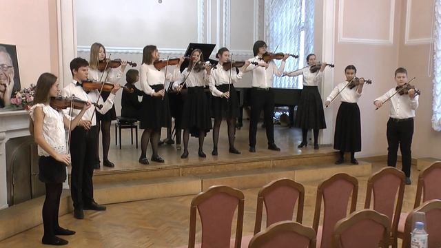 П. Муранова, Попурри на темы А. Петрова - Ансамбль скрипачей "Звуки Острова" смотреть онлайн