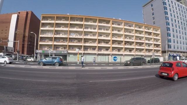 Карантин в Катар. Доха - как тут живут люди? Обратная сторона. смотреть онлайн