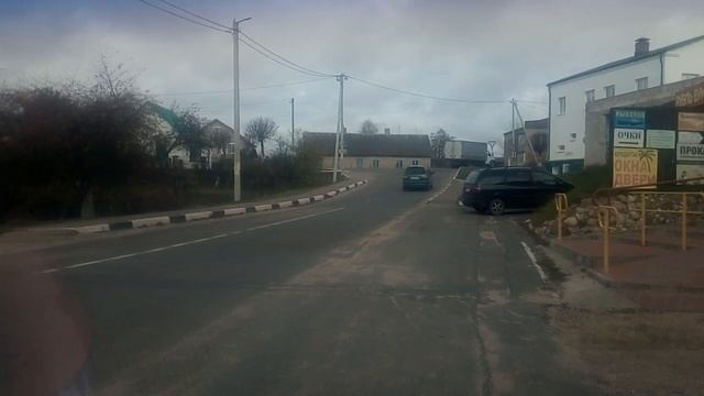 Беларуский городок Браслав.Покатаемся,по центру, в поисках нужного и полезного.Октябрь 2022. смотреть онлайн