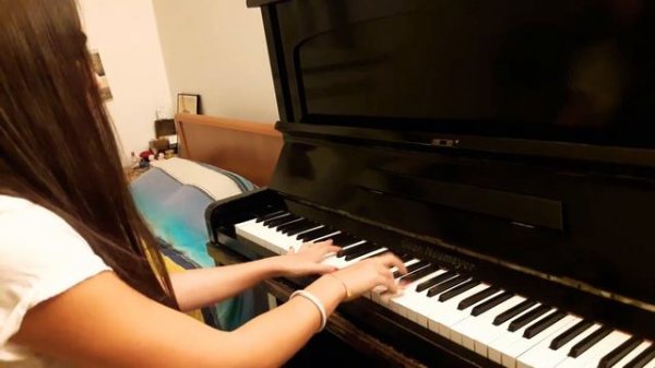 Gloria Gaynor. I will survive. Piano cover. Giulia.