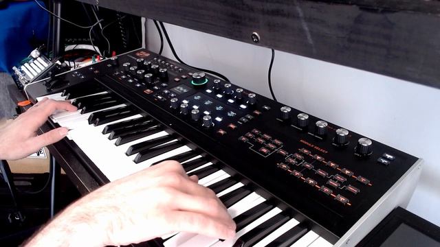 Jamuary 19 - Strange Chords смотреть онлайн