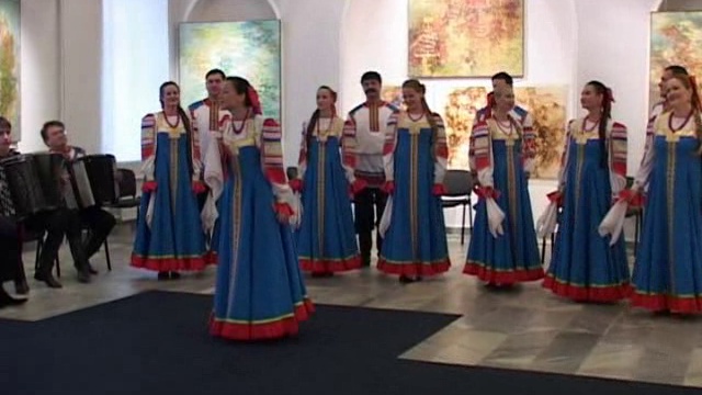 Академический хор русской песни Песни России - Ой,снег-снежок,белая метелица... смотреть онлайн