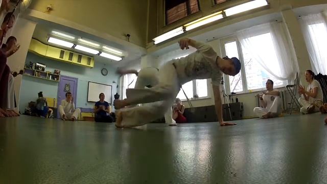 "Roda de mes" of Afro-Ritmo Capoeira Moscow смотреть онлайн