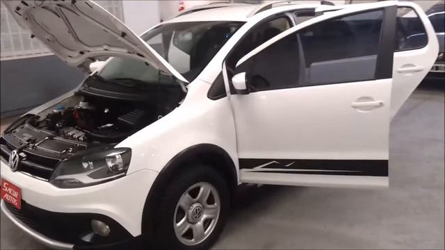 Volkswagen Cross Fox Confortline 1.6 2010 смотреть онлайн