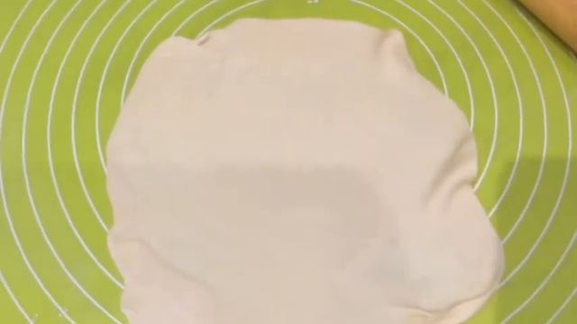 Какой суп сегодня сварить быстро? Домашняя лапша на курином бульоне. Все любят этот полезный супчик смотреть онлайн