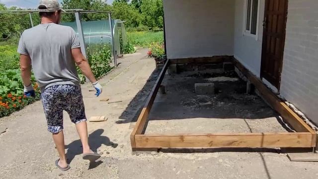 ДЕРЕВЕНСКИЕ БУДНИ СТРОИМ ТЕРАССУ (1) смотреть онлайн