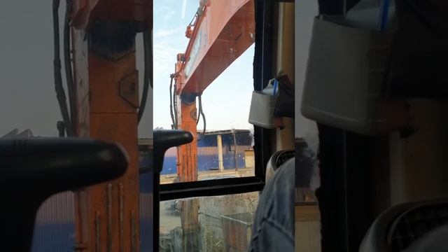 DOOSAN досан 340 с гидро молотом ! смотреть онлайн