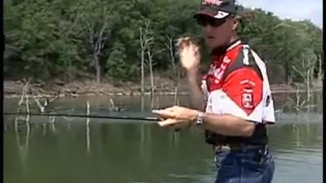 Bass Fishing Tip and Techniques- Hook Setting for dumbies смотреть онлайн
