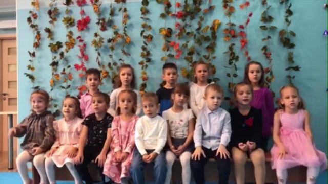 «Happy bells» Дитячий центр «СчастливаяК роха» м. Останькович «Яблоко пишет, а тыква читает» смотреть онлайн