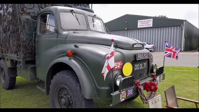 The Flying Forties at Sandown Airport Isle of Wight смотреть онлайн