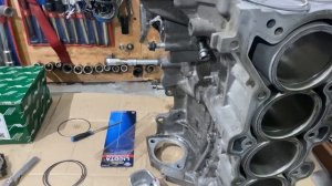 Хендай ix35.G4NA,как проехать 300 тысяч без задиров!?устраняем расход масла.правильный ремонт.