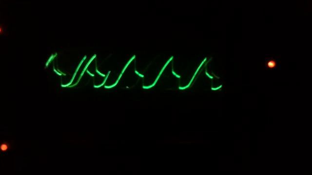 Minimoog Voyager Whitewash Jade смотреть онлайн