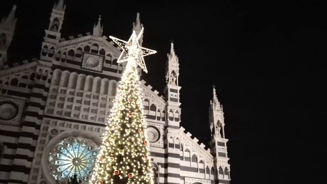 God Rest You Merry, Gentlemen (Koudelka) - LabGiovani (Virtual Choir) смотреть онлайн