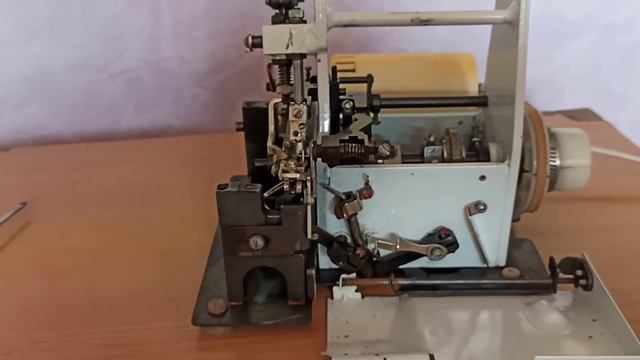 Ремонт оверлока ПриМа. часть2. смотреть онлайн