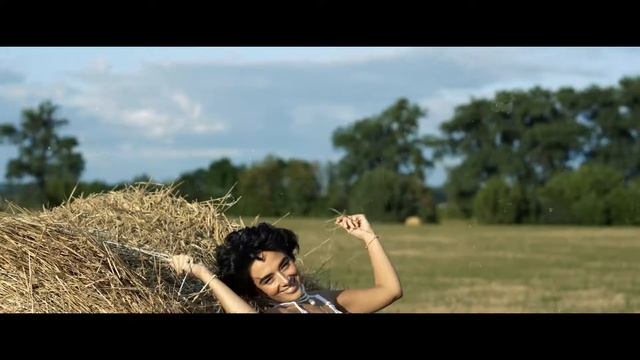 Елена Кобылинская by Erlix смотреть онлайн