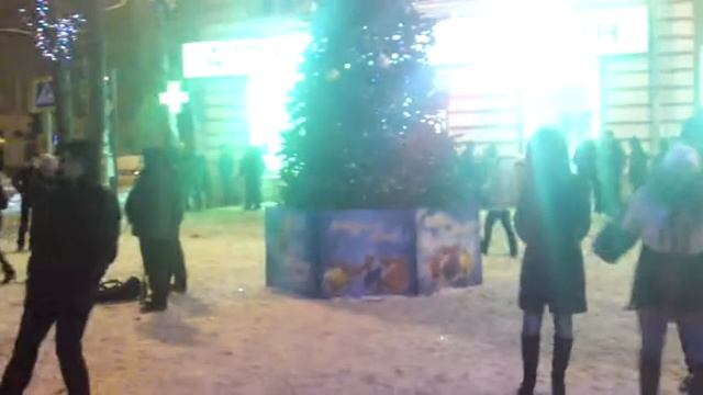 НГ в Твери 2015 . Веселье в одном из районов смотреть онлайн