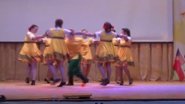 FALLEN UP - Русский народный танец смотреть онлайн