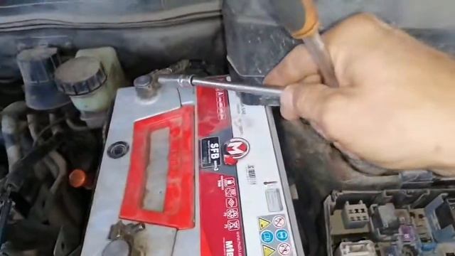 Mazda 6 (2007-2013) перестала заводиться, не крутит стартер... смотреть онлайн