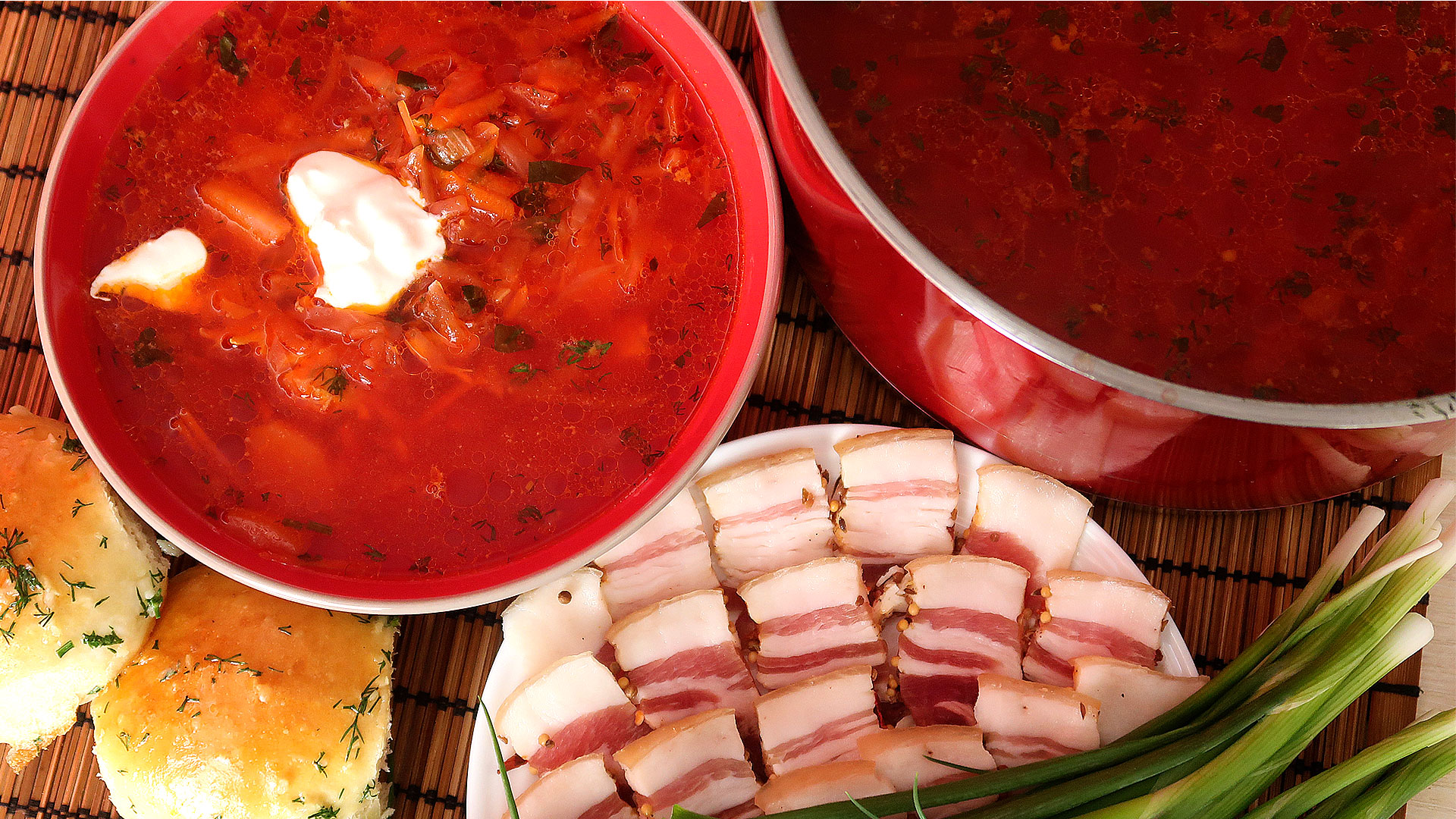 Красный домашний борщ. Очень вкусный. смотреть онлайн