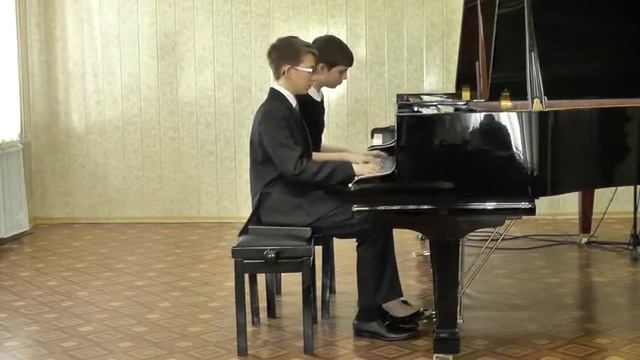 "Вальс из балета «Анюта»" смотреть онлайн