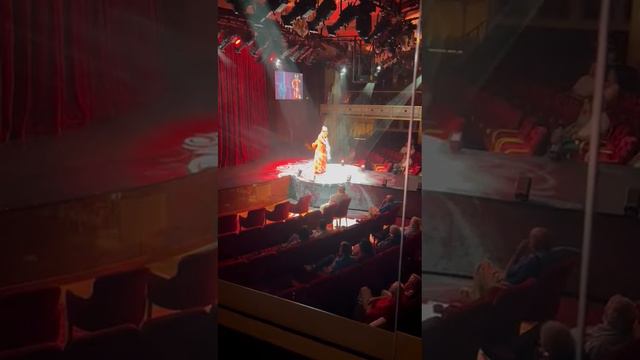 Beyonce - Crazy in love Cello Cover (Theatre Live Performance) смотреть онлайн