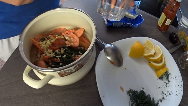 Жарим #креветки на сковороде к пиву с соевым соусом и острой аджикой смотреть онлайн