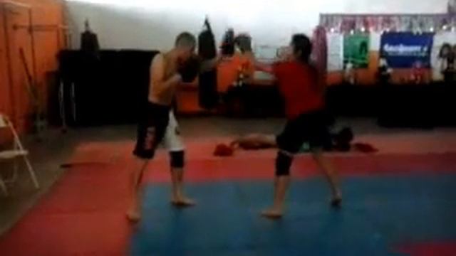 Treinamento Trocação MMA смотреть онлайн