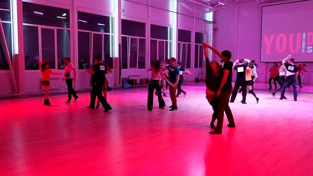 ТДД 1:4 финала 1 заход 10 танец смотреть онлайн