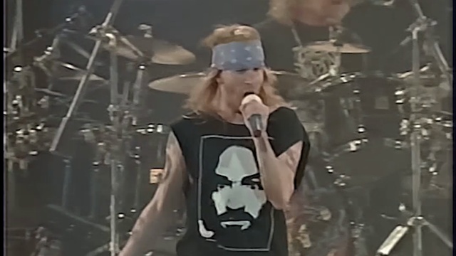 Guns N' Roses - Welcome To The Jungle - 1993-03-26 - Saskatchewan Place, Saskatoon, SK, Canada