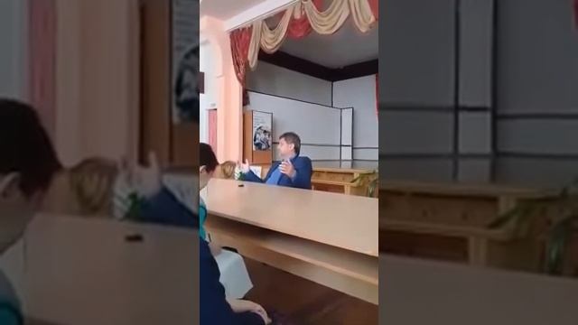 Хусейн Афанди.Беседа в школе об уважении к родителям и сверстникам. смотреть онлайн