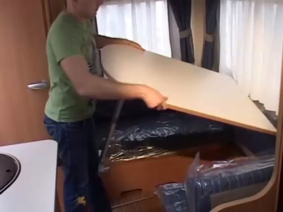 Прицеп-дача Adria Altea 390 PS от “Яхты на колесах“ смотреть онлайн