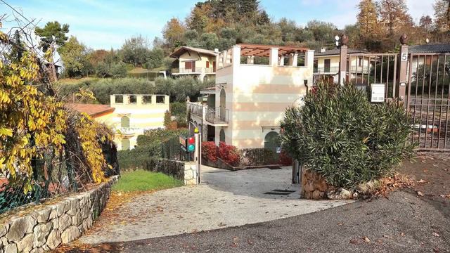 Residenza Panorama - Torri del Benaco - Italy смотреть онлайн