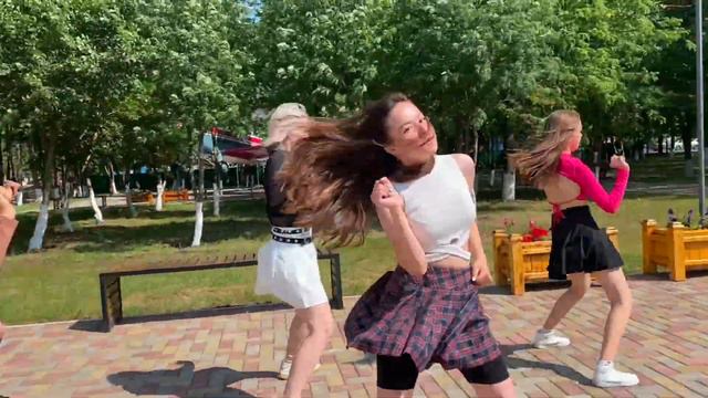 [KPOP IN PUBLIC] IVE - KITSCH ver. MusicBank | dance cover by KD смотреть онлайн