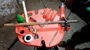 Врезка в стальную трубу без сварки, пластиковую без смазки, чугунную без краски.