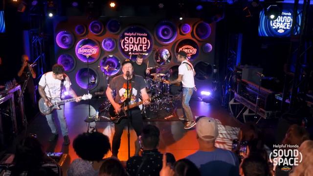 Fall Out Boy - Full Performance (Live from the KROQ Helpful Honda Sound Space) смотреть онлайн