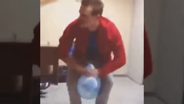Молодежка. Влад Канопка съёмка за кулисами. смотреть онлайн